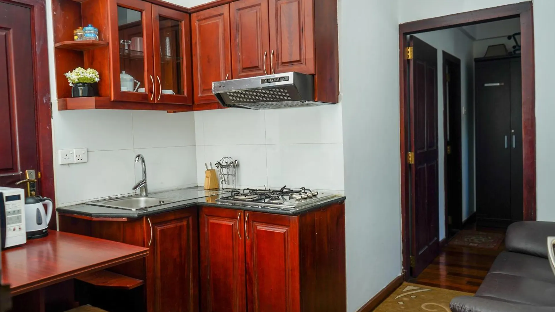 Mountain Breeze Chill Apartment Nuwara Eliya